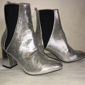Silver high heel boots size 8 1/2